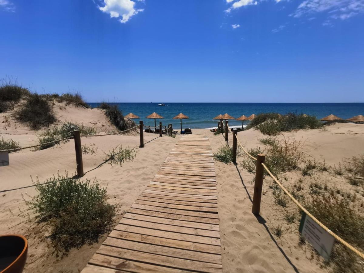 Arena Carpe Diem Marbella Apartment Bagian luar foto